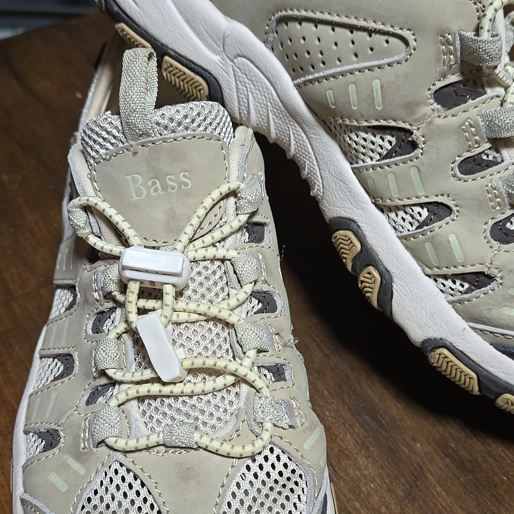 Bass Sanibel Explorer H20 water sneakers in the khaki colorway Ladies Size 6 - Picture 2 of 7